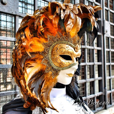 maschera at Venezia by Gigi Bertagni