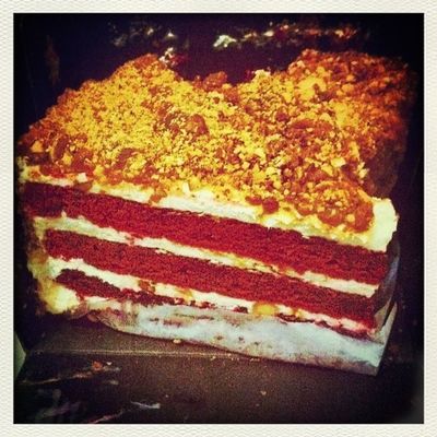 Cakes by Raisya