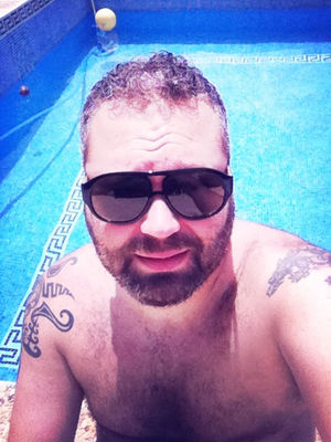 swimming pool at Alcoraia by Alfonsem
