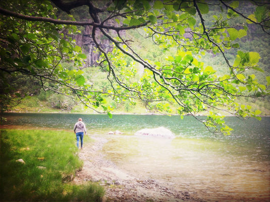checking out wedding photo location at Storevatnet by Kaptein Rødskjegg