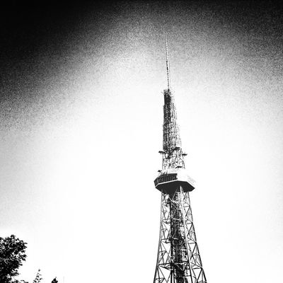 monochrome by nobinonnon