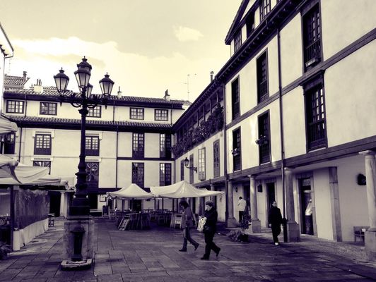 streetphotography at Oviedo by Cbas28