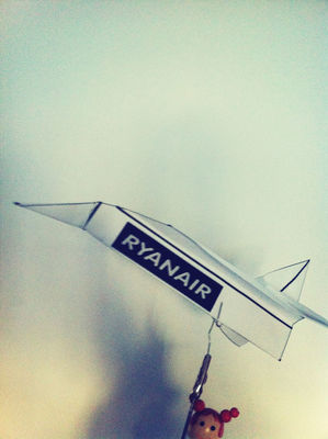 airplane at San Roque by Lupolupin