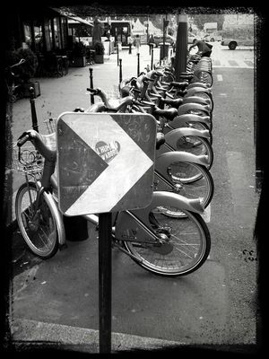 ride to work at Rue Des Tournelles by Parisi04