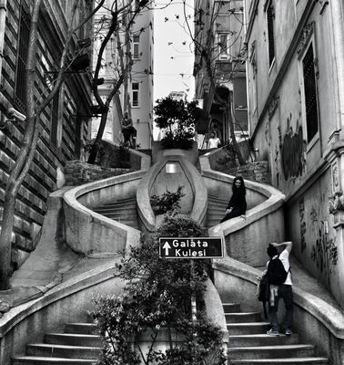 streetphotography by Ayse Karabiber