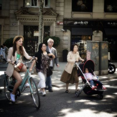 Crossing the street in Barcelona by Steven A.J. Beijer