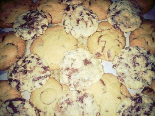 Cooking cookies by Anthonoir Du Cheshire