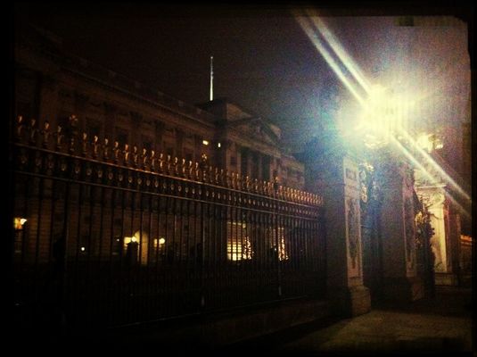 Sightseeing at Buckingham Palace by Abigail