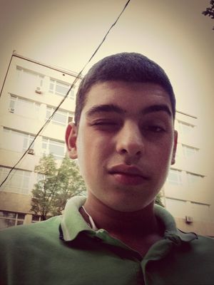 Getting help at Azerbaijan Student Youth Organizations' Union by Адыль Меликов