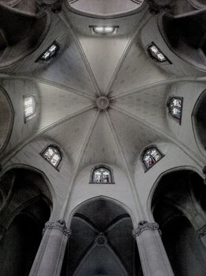 Tibidabo's church at Barcelona by Phoenix