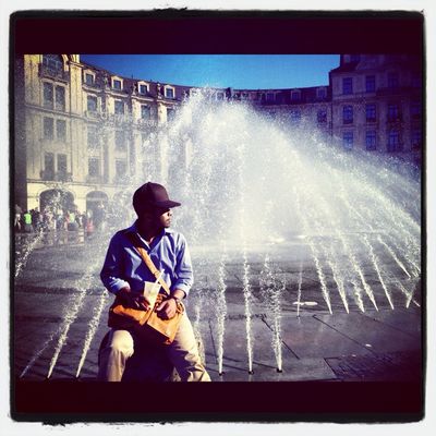 Hanging out in München by Tharsan