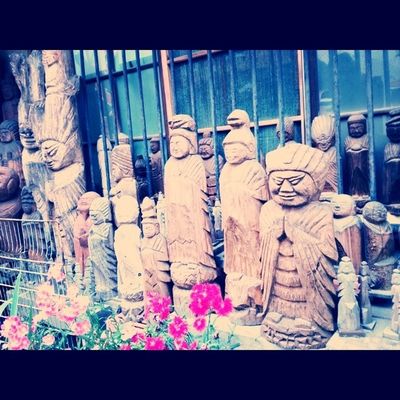walking at 勝川駅 (Kachigawa Sta.) by sgt