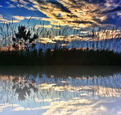 Reflection at Gorliz by УℍᗩᏰЯᎥℓ