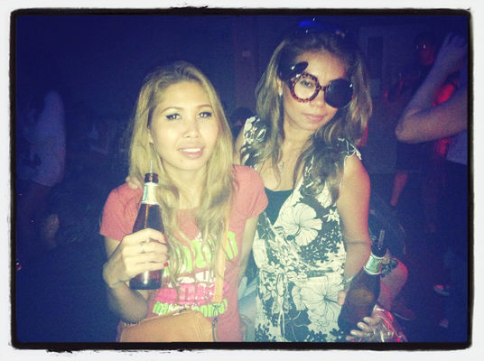 party at Molly Bar (มอลลี่บาร์) by Sugar