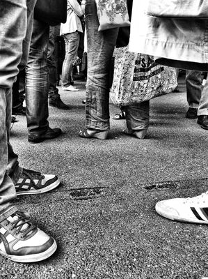 streetphoto_bw by Lola_bulle