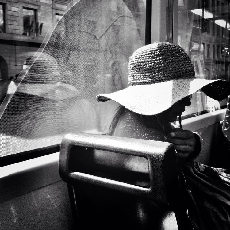 streetphotography in Geneva by AndrePinto