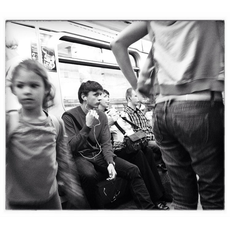 streetphoto_bw by kypexin