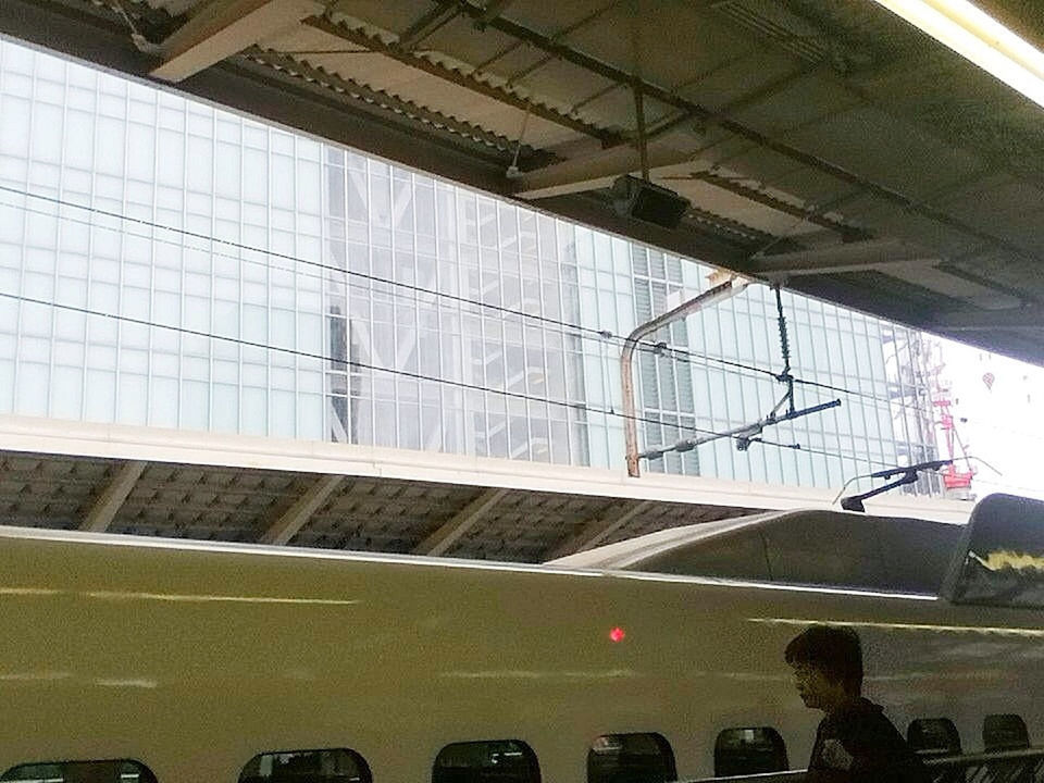 Shinkansen by @naka1978