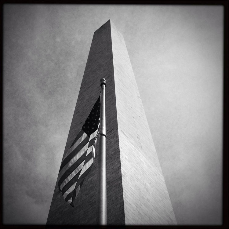 blackandwhite at Washington Monument by mudsock