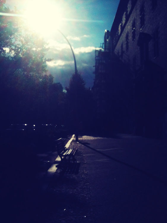 Catching a show at Berlin Kreuzberg by Pettit