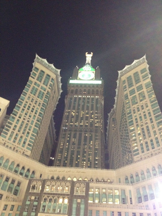Checking in at Mecca Masjidil Haram Saudi Arabia by Mohammad Kanawati