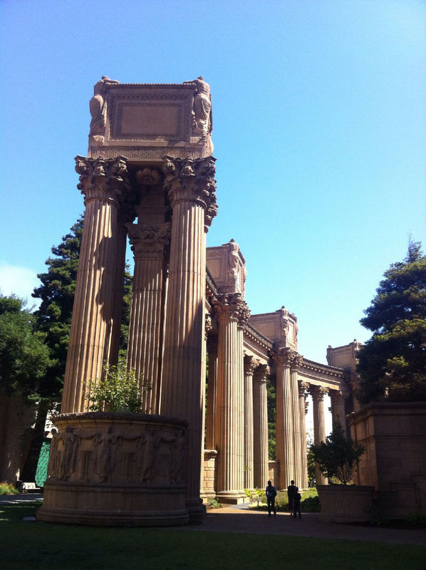 Taking Photos at Palace of Fine Arts by Mamahoong