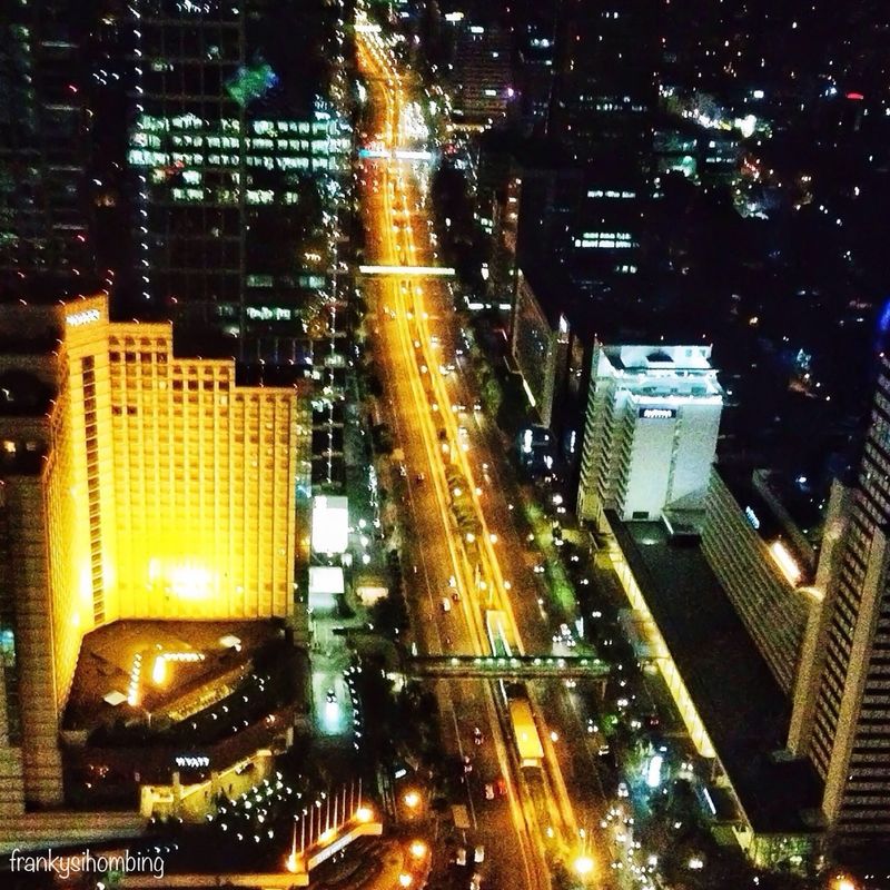 Taking Photos at sudirman by Franky Sihombing