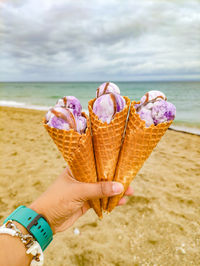 Ice cream at the beach