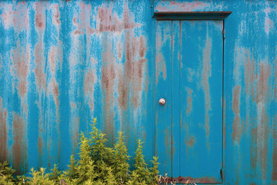 Full frame shot of weathered door