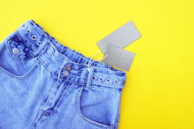 jeans