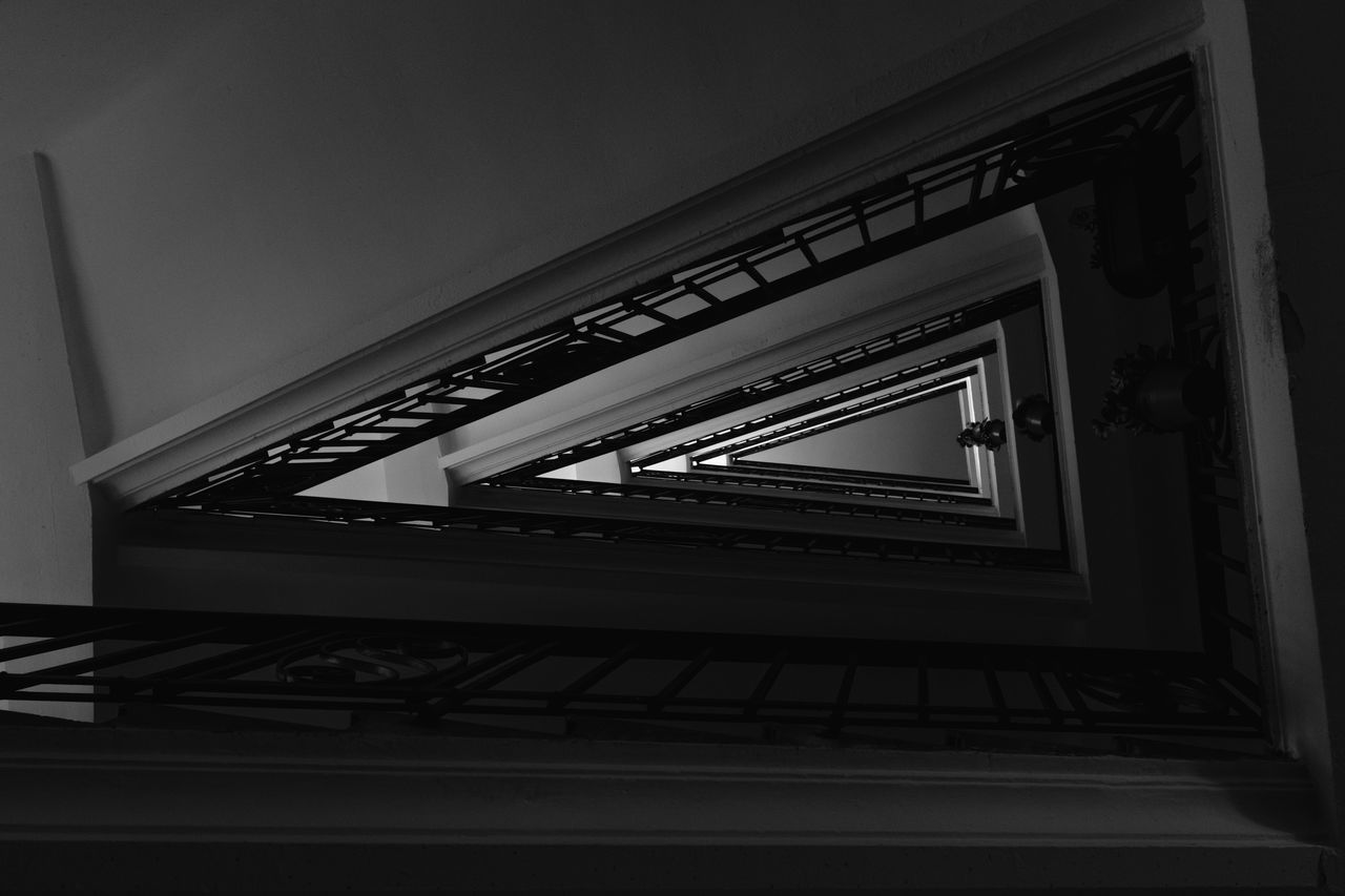 LOW ANGLE VIEW OF SPIRAL STAIRCASE