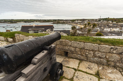 Scenic view of fort against sky