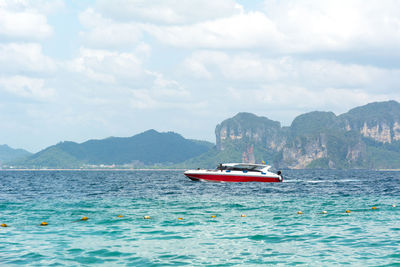 Speed boat in the sea of tropical islands.