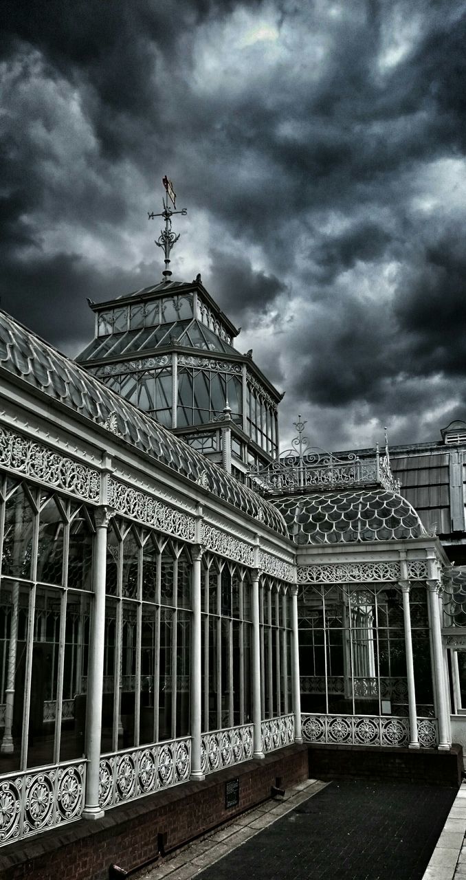 architecture, built structure, building exterior, sky, cloud - sky, cloudy, place of worship, travel destinations, religion, history, famous place, low angle view, spirituality, travel, tourism, cathedral, cloud, church, weather