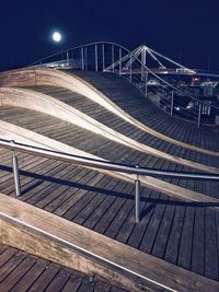 Wooden wave path 