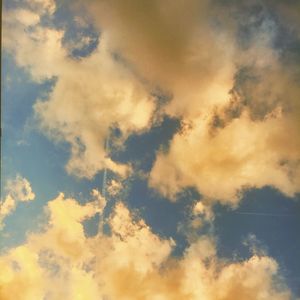 Low angle view of cloudy sky