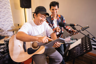 Man playing guitar