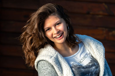 Portrait of a smiling young woman