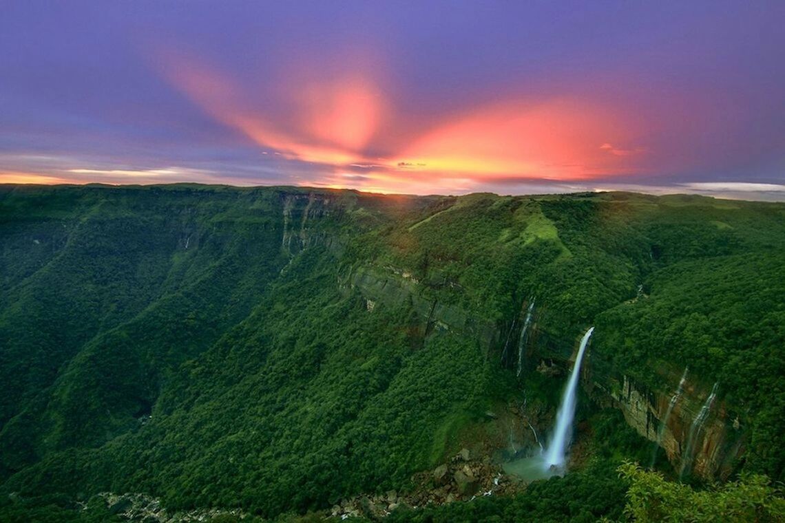 scenics, beauty in nature, tranquil scene, tranquility, mountain, tree, sky, nature, landscape, idyllic, sunset, water, non-urban scene, green color, orange color, cloud - sky, majestic, no people, outdoors, forest