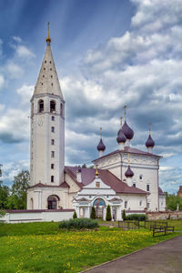 Church of the resurrection of christ in vyatskoe village, russia