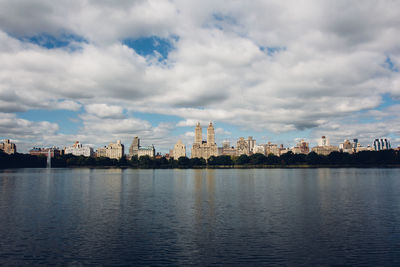 Skyline seen from jacqueline kennedy onassis reservoir in central park