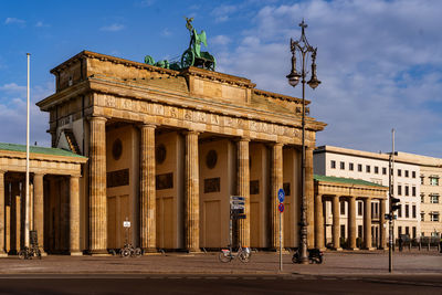 Statue of historic building in city