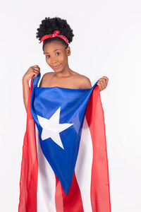 Portrait of a smiling young woman