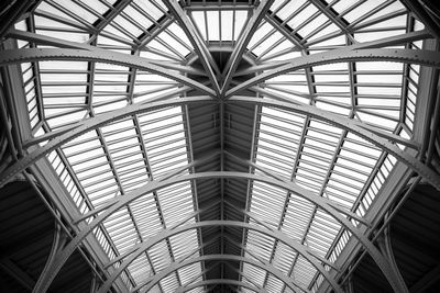 Low angle view of ceiling