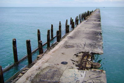 Jetty leading to sea