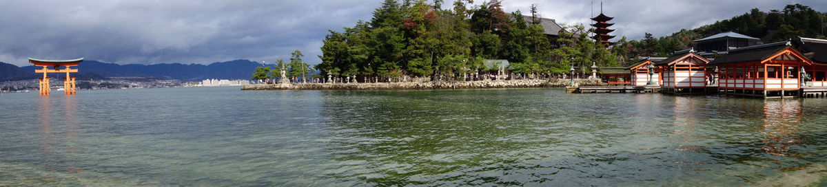 Panoramic view of itsukushima island