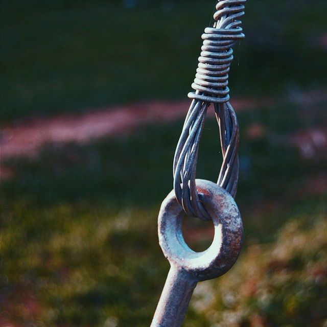 metal, focus on foreground, close-up, metallic, strength, safety, security, protection, rusty, fence, chain, selective focus, rope, day, no people, equipment, outdoors, barbed wire, connection, attached