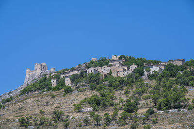 Panorama of the medieval village and the castle of rocca calascio