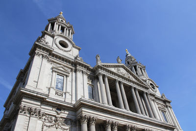 West front of st paul's cathedral in a sunny day, london, uk