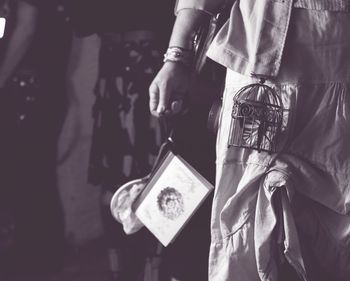 Close-up mid section of woman